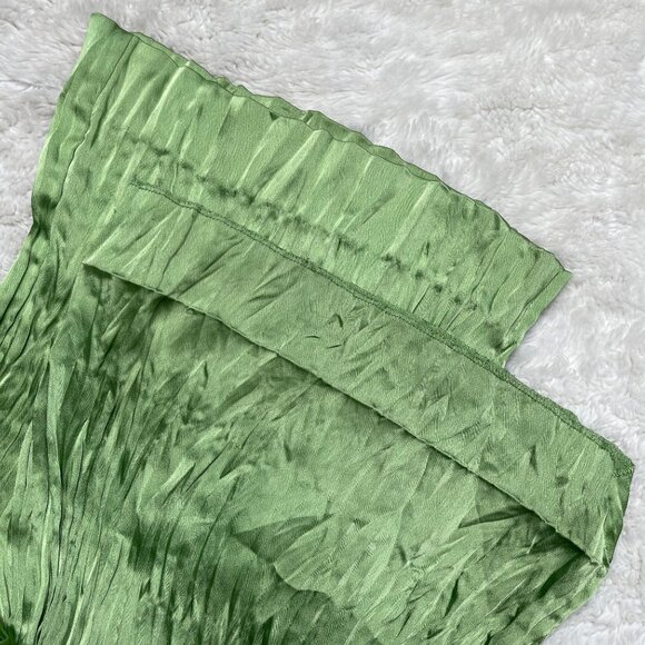 Vince Women's Green Crushed Pleated Satin High Waist Pull On Pants Size Medium - Picture 8 of 12
